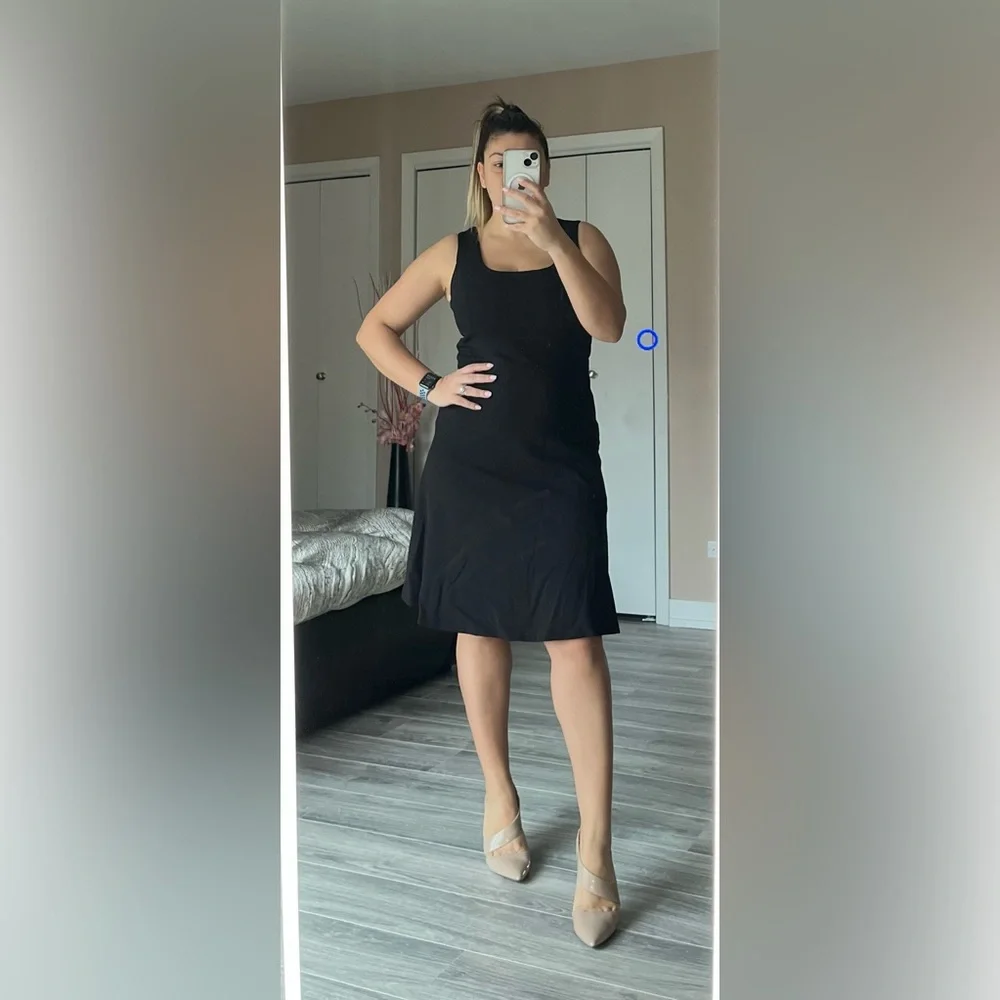 NWT Tommy Hilfiger black dress, classic and very versatile. - Picture 1 of 6
